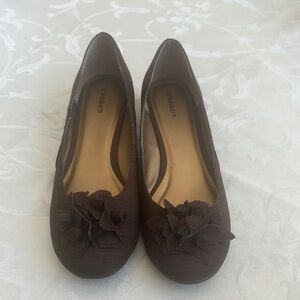 Dressbarn Brown Floral Women's Shoes